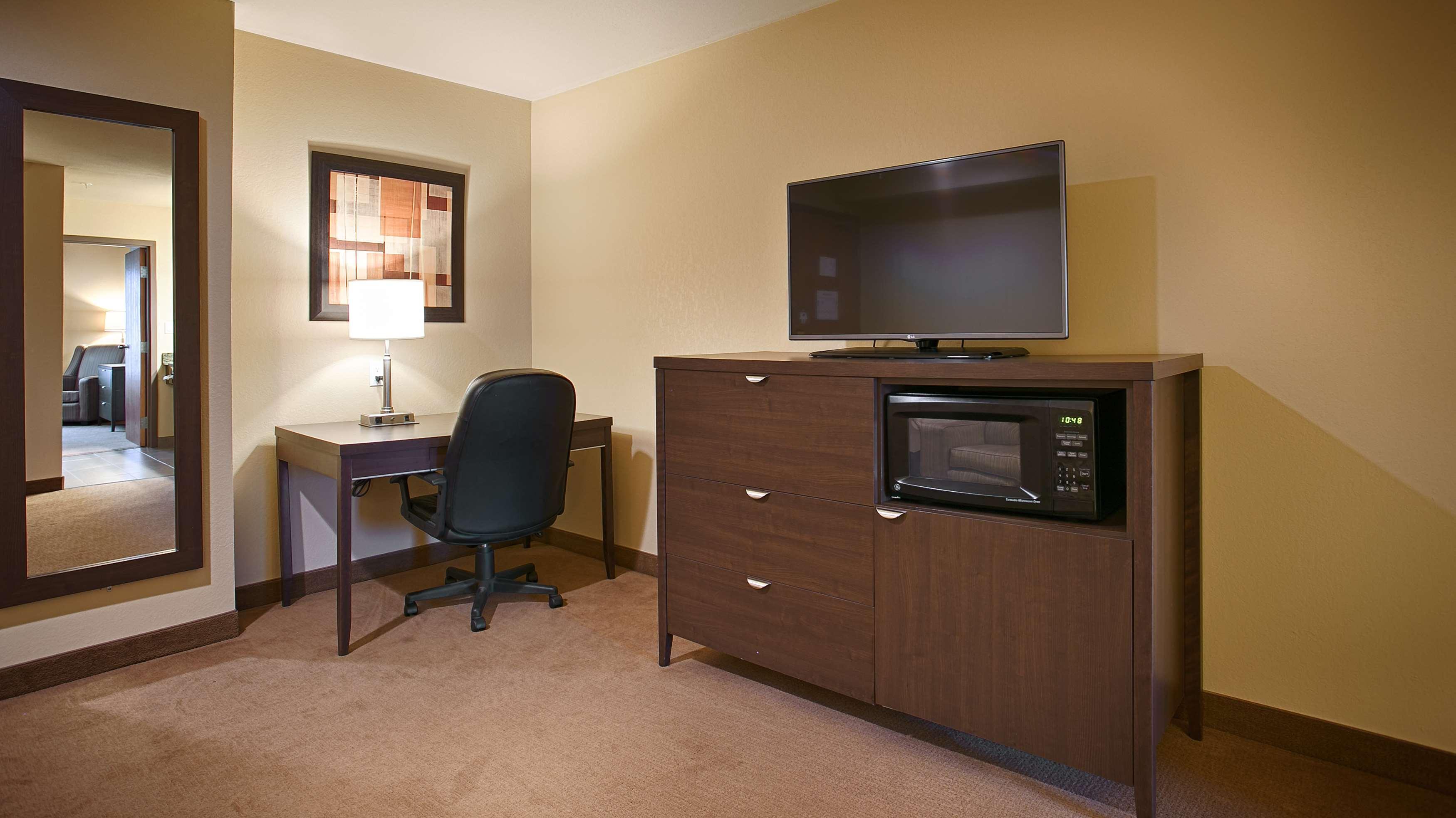 Best Western Plus Saint John Hotel & Suites Exterior photo