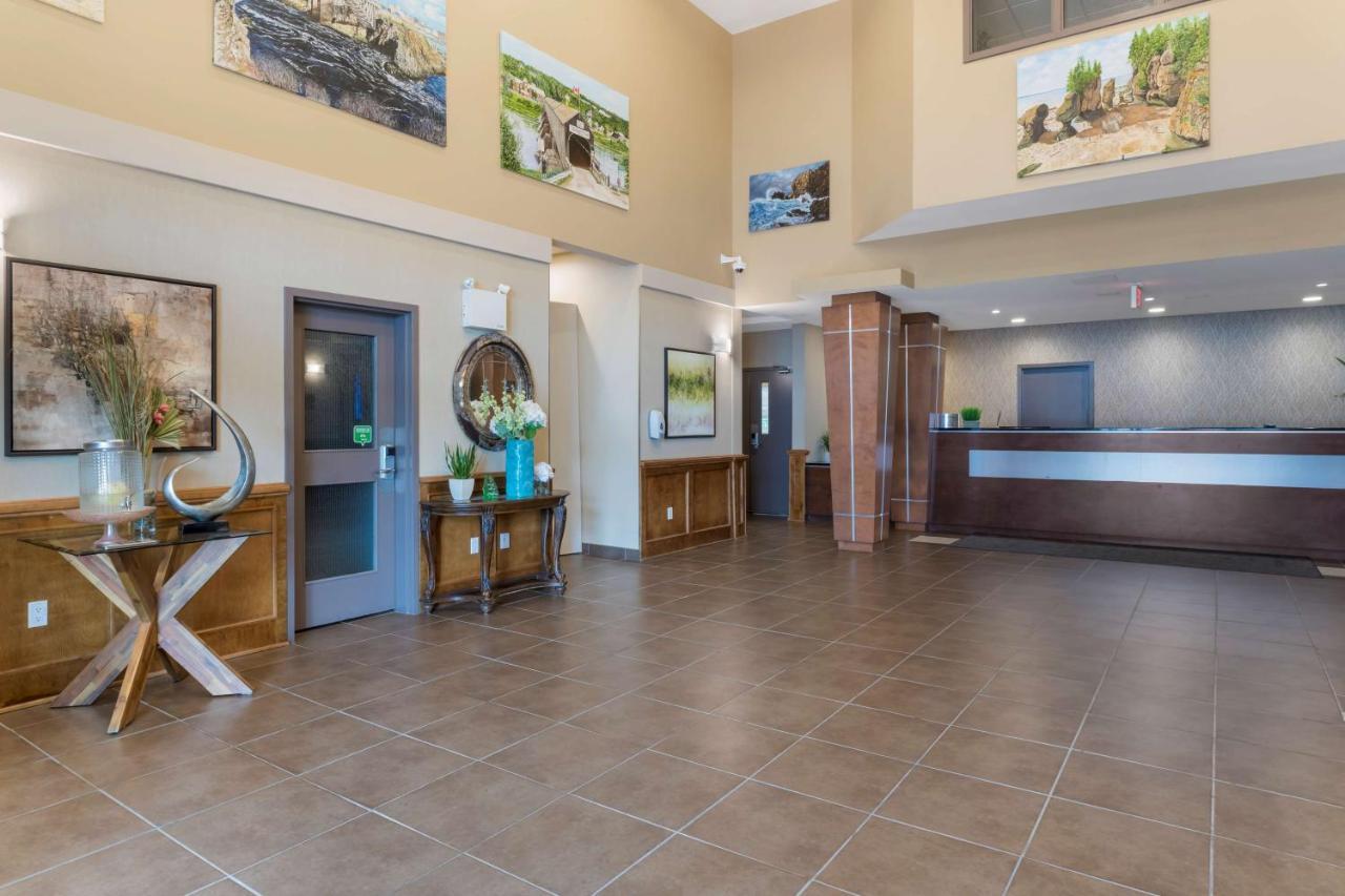 Best Western Plus Saint John Hotel & Suites Exterior photo