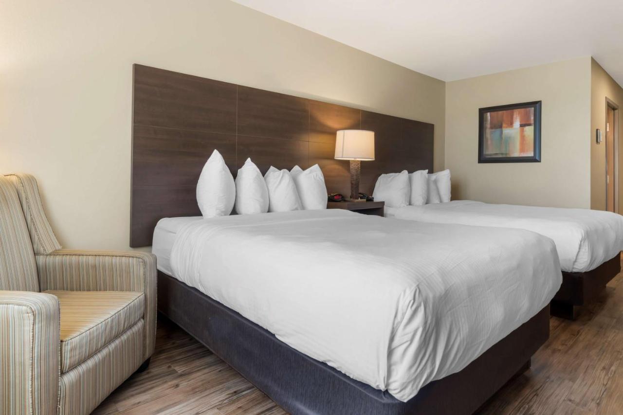 Best Western Plus Saint John Hotel & Suites Exterior photo