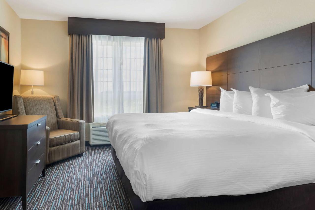 Best Western Plus Saint John Hotel & Suites Exterior photo