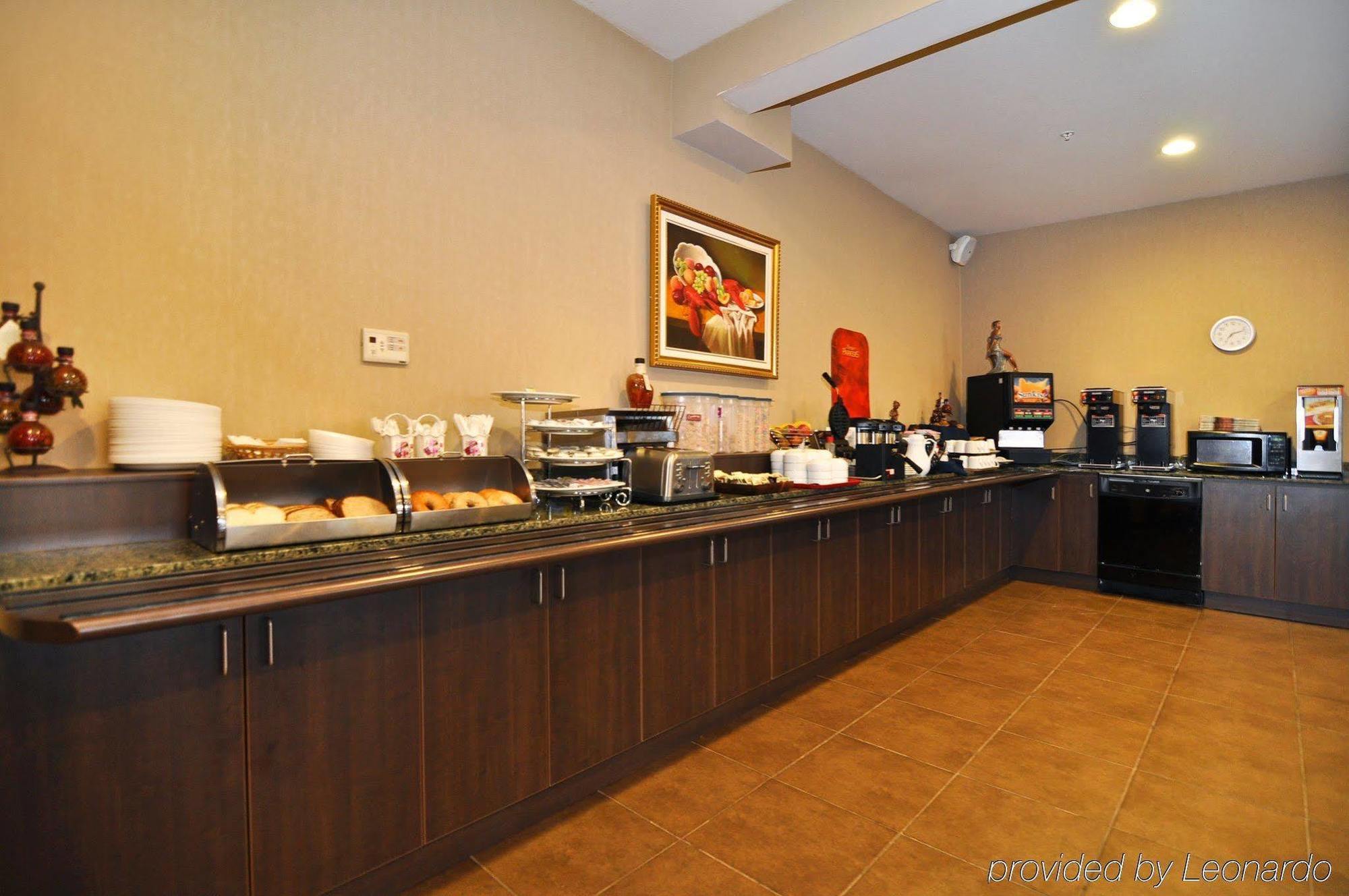 Best Western Plus Saint John Hotel & Suites Exterior photo